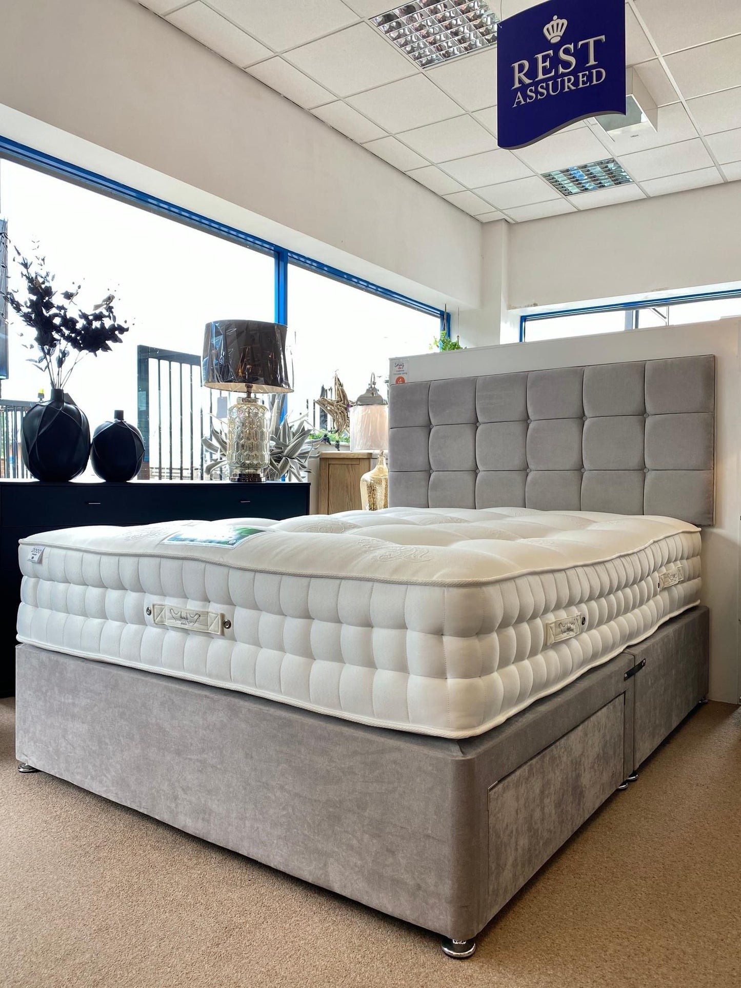 The Kensington Cube Bed