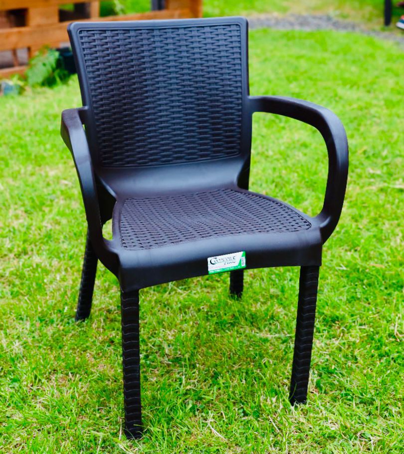 Garden Table with 4 Chairs