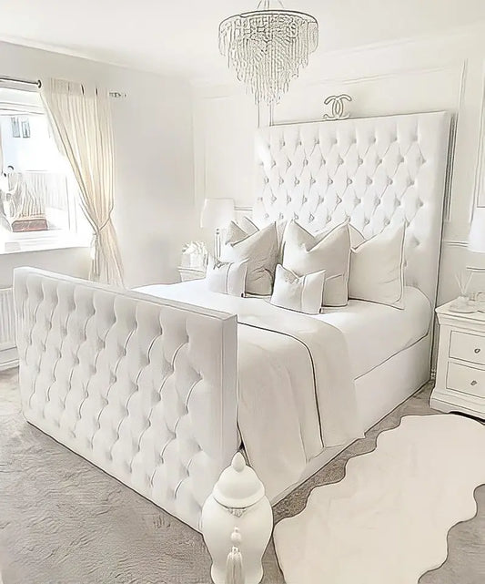 Grand Chesterfield Upholstered Bed